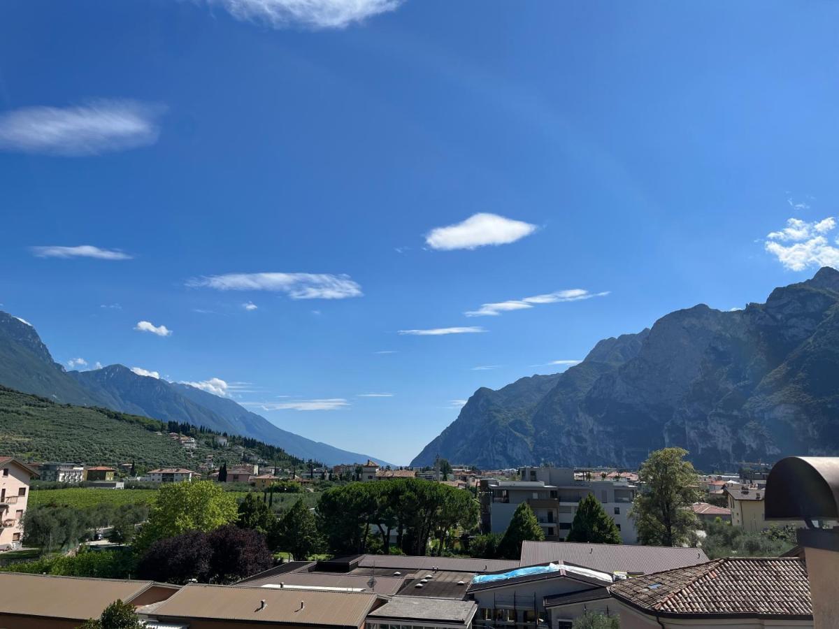 Sweet Home Apartment Riva del Garda Exterior foto